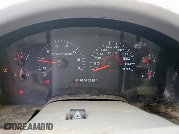 ✅ 2008 Ford F-150 XLT • VIN: 1FTPW14V08FA95578 • Lot: 84069855. Listed on Copart with 215,046 mi. Free auction sales archive from the USA and detailed vehicle history report at DreamBid. Image 9.