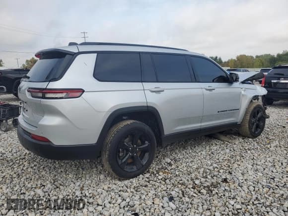 ✅ 2023 Jeep Grand Cherokee Altitude • VIN: 1C4RJKAG3P8790417 • Lot: 81717515. Wystawiony na Copart z przebiegiem 65 332 mil. Bezpłatny archiwum sprzedaży aukcyjnych z USA i szczegółowy raport historii pojazdu na DreamBid. Zdjęcie 3.