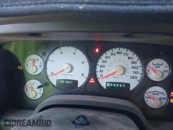 ✅ 2003 Dodge 2500 ST • VIN: 3D7KU28C73G803451 • Лот: 43162248. Опубликован ранее на IAAI с пробегом 201 667 миль. Бесплатный доступ к архиву аукционных продаж из США и подробный отчёт об истории автомобиля на DreamBid. Изображение 7.