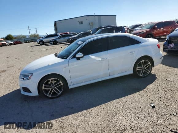 ✅ 2017 Audi A3 Premium Plus • VIN: WAUGUGFF0H1054991 • Lot: 79725324. Wystawiony na Copart z przebiegiem 128 270 mil. Bezpłatny archiwum sprzedaży aukcyjnych z USA i szczegółowy raport historii pojazdu na DreamBid. Zdjęcie 1.