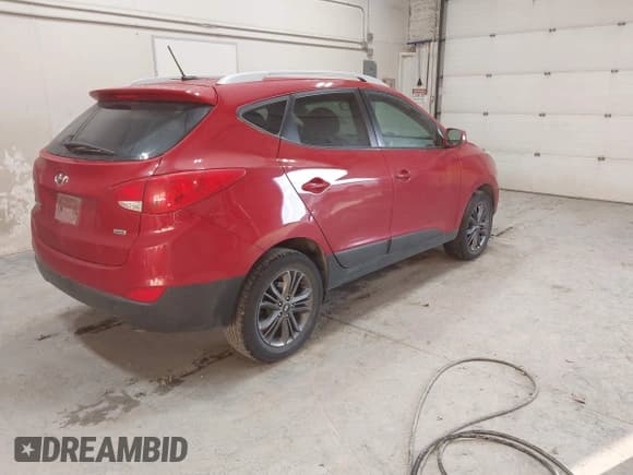 ✅ 2015 Hyundai Tucson Limited • VIN: KM8JUCAG6FU081704 • Lot: 43311824. Wystawiony na IAAI z przebiegiem 124 951 mil. Bezpłatny archiwum sprzedaży aukcyjnych z USA i szczegółowy raport historii pojazdu na DreamBid. Zdjęcie 4.