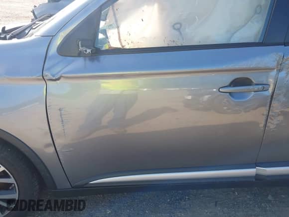 2017 Mitsubishi Outlander ES with VIN JA4AD2A32HZ002721, listed as a IAAI auction lot 43170748 with 72,388 mi miles and . Bid and sale history available at DreamBid. Image 6.