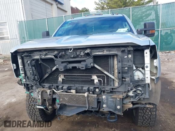 ✅ 2016 Chevrolet Silverado 2500HD LT • VIN: 1GC1KVE89GF268921 • Лот: 42050753. Опубликован ранее на IAAI с пробегом 194 180 миль. Бесплатный доступ к архиву аукционных продаж из США и подробный отчёт об истории автомобиля на DreamBid. Изображение 13.