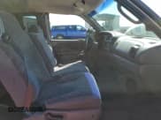 ✅ 1998 Dodge 2500 • VIN: 1B7KF23D9WJ132663 • Лот: 63760335. Опубликован ранее на Copart с пробегом 137 111 миль. Бесплатный доступ к архиву аукционных продаж из США и подробный отчёт об истории автомобиля на DreamBid. Изображение 7.