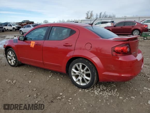✅ 2013 Dodge Avenger R/T • VIN: 1C3CDZBGXDN562615 • Lot: 80740084. Wystawiony na Copart z przebiegiem 135 709 mil. Bezpłatny archiwum sprzedaży aukcyjnych z USA i szczegółowy raport historii pojazdu na DreamBid. Zdjęcie 2.