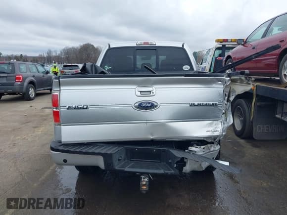 ✅ 2013 Ford F-150 XL • VIN: 1FTFW1EF2DFC13028 • Lot: 41520409. Listed on IAAI with 234,774 mi. Free auction sales archive from the USA and detailed vehicle history report at DreamBid. Image 16.