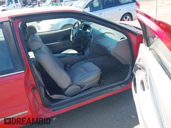 ✅ 1996 Mercury Cougar • VIN: 1MELM6242TH607364 • Lot: 42968383. Listed on IAAI with 130,625 mi. Free auction sales archive from the USA and detailed vehicle history report at DreamBid. Image 5.