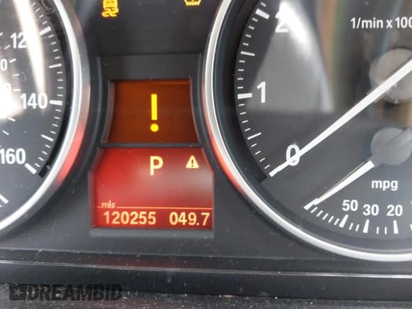 ✅ 2011 BMW 3 Series 328i xDrive • VIN: WBAPK5C59BF127520 • Lot: 42893863. Listed on IAAI with 120,255 mi. Free auction sales archive from the USA and detailed vehicle history report at DreamBid. Image 15.