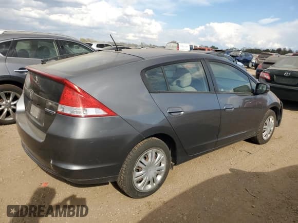 ✅ 2011 Honda Insight • VIN: JHMZE2H34BS008272 • Lot: 85371665. Wystawiony na Copart z przebiegiem 72 015 mil. Bezpłatny archiwum sprzedaży aukcyjnych z USA i szczegółowy raport historii pojazdu na DreamBid. Zdjęcie 3.