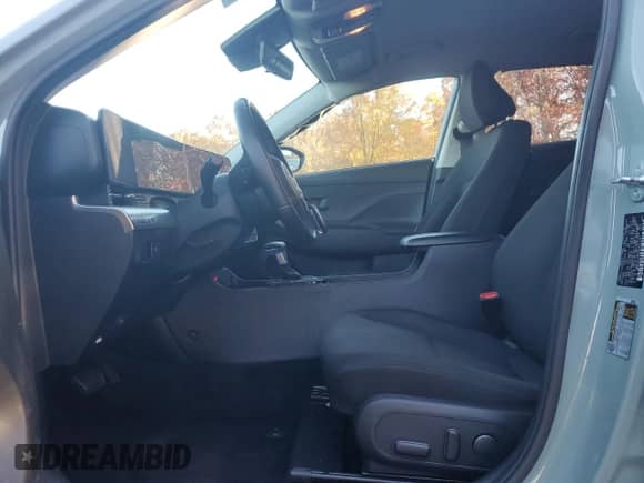 2025 Hyundai Kona SEL with VIN KM8HBCAB2SU220410, listed as a Copart auction lot 91117135 with 20,251 mi miles and Non repairable. Bid and sale history available at DreamBid. Image 7.