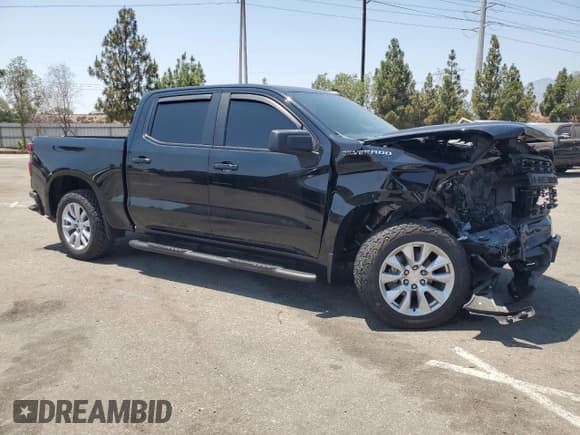 ✅ 2021 Chevrolet Silverado 1500 Custom • VIN: 1GCPYBEKXMZ172258 • Lot: 64723874. Wystawiony na Copart z przebiegiem 65 285 mil. Bezpłatny archiwum sprzedaży aukcyjnych z USA i szczegółowy raport historii pojazdu na DreamBid. Zdjęcie 4.