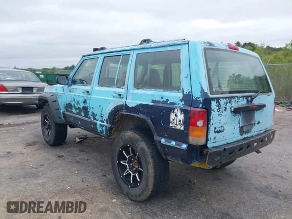 ✅ 1997 Jeep Cherokee SE • VIN: 1J4FJ28S3VL573144 • Lot: 41965201. Wystawiony na IAAI z przebiegiem 298 276 mil. Bezpłatny archiwum sprzedaży aukcyjnych z USA i szczegółowy raport historii pojazdu na DreamBid. Zdjęcie 3.