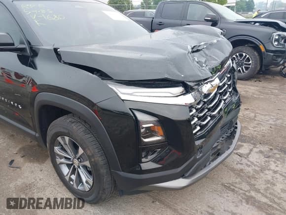 ✅ 2025 Chevrolet Equinox FWD LT • VIN: 3GNAXHEG1SL101680 • Lot: 42438170. Wystawiony na IAAI z przebiegiem 8 132 mil. Bezpłatny archiwum sprzedaży aukcyjnych z USA i szczegółowy raport historii pojazdu na DreamBid. Zdjęcie 6.