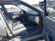 ✅ 2004 Nissan Sentra S • VIN: 3N1CB51D74L858342 • Lot: 43045748. Wystawiony na IAAI z przebiegiem 104 081 mil. Bezpłatny archiwum sprzedaży aukcyjnych z USA i szczegółowy raport historii pojazdu na DreamBid. Zdjęcie 5.