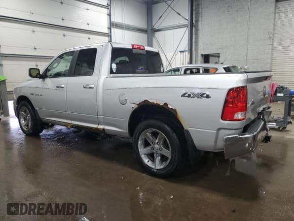 ✅ 2010 Dodge 1500 Laramie • VIN: 1D7RV1GTXAS197446 • Lot: 86279144. Wystawiony na Copart z przebiegiem 138 559 mil. Bezpłatny archiwum sprzedaży aukcyjnych z USA i szczegółowy raport historii pojazdu na DreamBid. Zdjęcie 2.