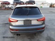 ✅ 2018 Audi Q3 Premium • VIN: WA1BCCFS2JR034913 • Lot: 69165622. Wystawiony na Copart z przebiegiem Nie podano. Bezpłatny archiwum sprzedaży aukcyjnych z USA i szczegółowy raport historii pojazdu na DreamBid. Zdjęcie 6.