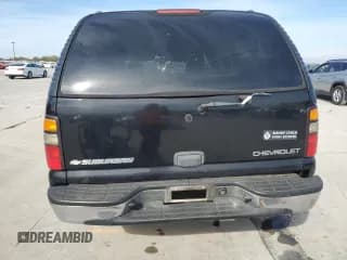 ✅ 2005 Chevrolet Suburban LT • VIN: 1GNEC16Z25J248963 • Lot: 82690564. Wystawiony na Copart z przebiegiem 239 974 mil. Bezpłatny archiwum sprzedaży aukcyjnych z USA i szczegółowy raport historii pojazdu na DreamBid. Zdjęcie 6.