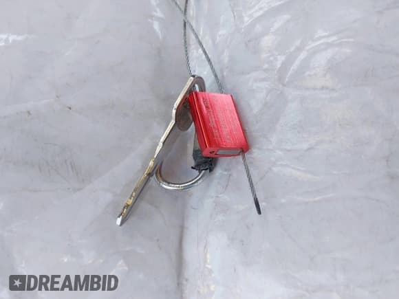 ✅ 2000 Chevrolet Suburban LS • VIN: 3GNFK16T3YG150971 • Лот: 42333901. Опубликован ранее на IAAI с пробегом 221 712 миль. Бесплатный доступ к архиву аукционных продаж из США и подробный отчёт об истории автомобиля на DreamBid. Изображение 11.