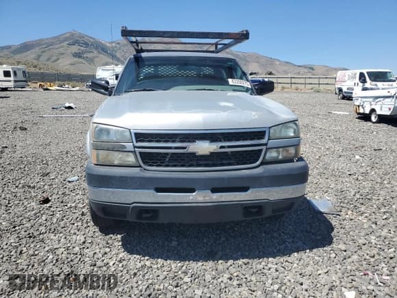 ✅ 2006 Chevrolet Silverado 2500HD • VIN: 1GBHK23U96F197705 • Lot: 63350275. Listed on Copart with 208,038 mi. Free auction sales archive from the USA and detailed vehicle history report at DreamBid. Image 5.