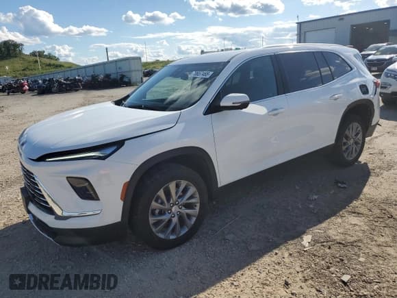 ✅ 2025 Buick Enclave Preferred • VIN: 5GAEVARS7SJ101083 • Lot: 70657465. Listed on Copart with 15,917 mi. Free auction sales archive from the USA and detailed vehicle history report at DreamBid. Image 1.