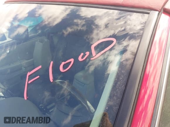 ✅ 2011 Cadillac DTS Premium Collection • VIN: 1G6KH5E61BU102367 • Lot: 43583241. Listed on IAAI with Not provided. Free auction sales archive from the USA and detailed vehicle history report at DreamBid. Image 6.