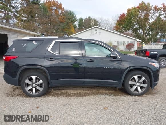 ✅ 2018 Chevrolet Traverse LT • VIN: 1GNEVHKWXJJ209207 • Лот: 43613351. Опубликован ранее на IAAI с пробегом 148 652 миль. Бесплатный доступ к архиву аукционных продаж из США и подробный отчёт об истории автомобиля на DreamBid. Изображение 13.