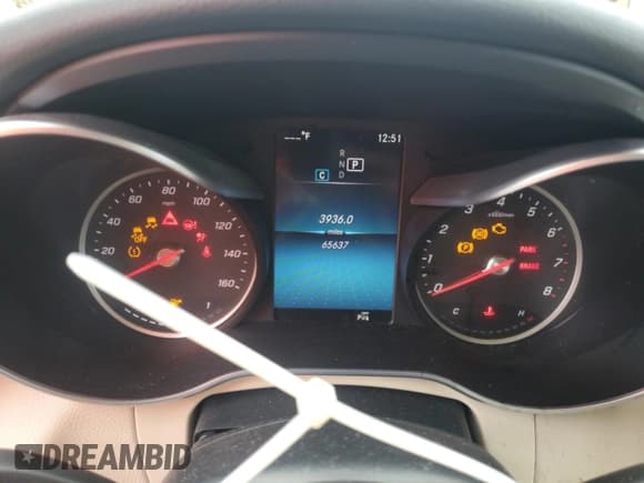 ✅ 2021 Mercedes-Benz GLC 300 • VIN: W1N0G8EBXMF974309 • Lot: 90338255. Listed on Copart with 65,637 mi. Free auction sales archive from the USA and detailed vehicle history report at DreamBid. Image 9.