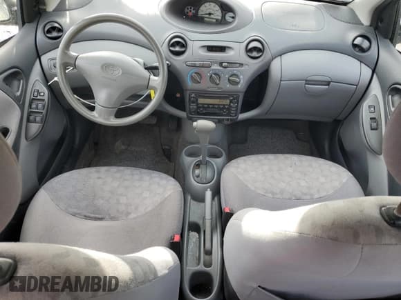 ✅ 2002 Toyota ECHO • VIN: JTDBT123620247748 • Lot: 57074725. Listed on Copart with 139,934 mi. Free auction sales archive from the USA and detailed vehicle history report at DreamBid. Image 8.