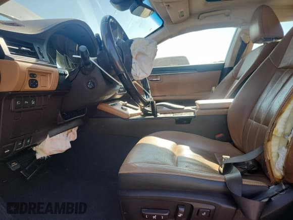 ✅ 2017 Lexus ES 350 • VIN: JTHBK1GG2H2258451 • Lot: 70894185. Wystawiony na Copart z przebiegiem 48 679 mil. Bezpłatny archiwum sprzedaży aukcyjnych z USA i szczegółowy raport historii pojazdu na DreamBid. Zdjęcie 7.