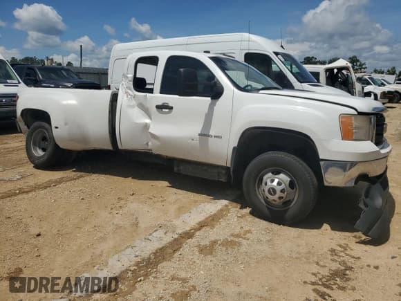 ✅ 2012 GMC Sierra 1500 • VIN: 1GT512C86CZ300044 • Lot: 57880595. Listed on Copart with 545,837 mi. Free auction sales archive from the USA and detailed vehicle history report at DreamBid. Image 4.