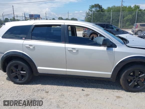 ✅ 2013 Dodge Journey American Value • VIN: 3C4PDCAB7DT555783 • Lot: 43120210. Wystawiony na IAAI z przebiegiem 150 421 mil. Bezpłatny archiwum sprzedaży aukcyjnych z USA i szczegółowy raport historii pojazdu na DreamBid. Zdjęcie 12.