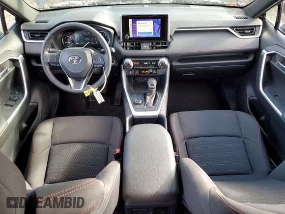 ✅ 2025 Toyota RAV4 SE • VIN: JTMCB3FV1SD243128 • Лот: 81126925. Опубликован ранее на Copart с пробегом 21 466 миль. Бесплатный доступ к архиву аукционных продаж из США и подробный отчёт об истории автомобиля на DreamBid. Изображение 8.