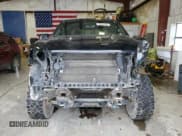 ✅ 2019 Chevrolet Silverado 1500 High Country • VIN: 1GCUYHEL7KZ363258 • Lot: 44202264. Wystawiony na Copart z przebiegiem 28 885 mil. Bezpłatny archiwum sprzedaży aukcyjnych z USA i szczegółowy raport historii pojazdu na DreamBid. Zdjęcie 5.