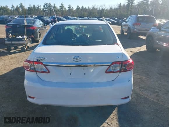 ✅ 2013 Toyota Corolla LE • VIN: 2T1BU4EE0DC105173 • Lot: 43710124. Listed on IAAI with 97,087 mi. Free auction sales archive from the USA and detailed vehicle history report at DreamBid. Image 16.