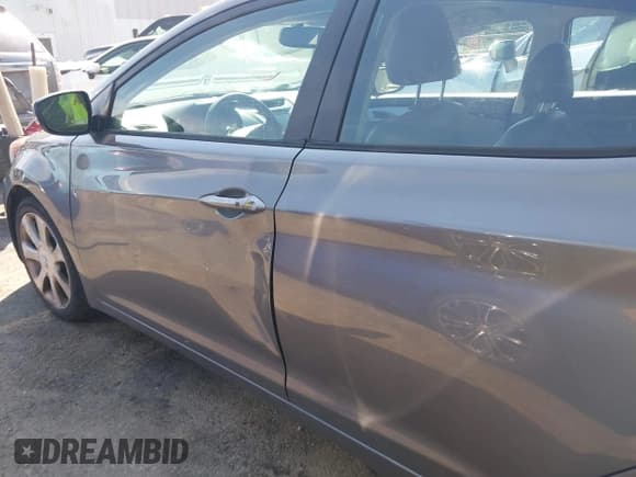 ✅ 2013 Hyundai Elantra GLS • VIN: 5NPDH4AE1DH336552 • Lot: 43272430. Listed on IAAI with 135,107 mi. Free auction sales archive from the USA and detailed vehicle history report at DreamBid. Image 6.