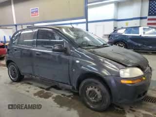 2008 Chevrolet Aveo LS z VIN KL1TD66698B222429, wystawiony jako Copart lot #41420055 z przebiegiem 177 539 mil mil oraz Szkoda całkowita • Salvage title. Historia ofert i sprzedaży dostępna na DreamBid. Obrazek 4.
