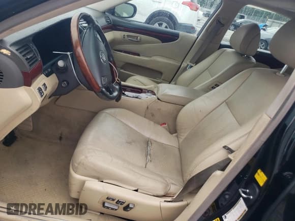 ✅ 2008 Lexus LS 460 • VIN: JTHBL46F885059667 • Lot: 58533145. Listed on Copart with 261,040 mi. Free auction sales archive from the USA and detailed vehicle history report at DreamBid. Image 7.