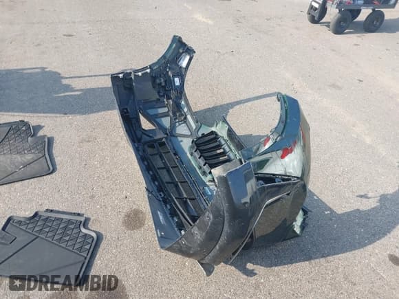 ✅ 2023 BMW X1 xDrive28i • VIN: WBX73EF04P5X48969 • Lot: 42808750. Wystawiony na IAAI z przebiegiem 33 473 mil. Bezpłatny archiwum sprzedaży aukcyjnych z USA i szczegółowy raport historii pojazdu na DreamBid. Zdjęcie 12.