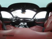 ✅ 2022 Audi SQ7 Prestige • VIN: WA1VWBF72ND021608 • Lot: 40837785. Wystawiony na IAAI z przebiegiem 22 679 mil. Bezpłatny archiwum sprzedaży aukcyjnych z USA i szczegółowy raport historii pojazdu na DreamBid. Zdjęcie 18.