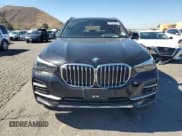 ✅ 2023 BMW X5 xDrive45e • VIN: 5UXTA6C03P9N92460 • Лот: 87025515. Опубликован ранее на Copart с пробегом 65 068 миль. Бесплатный доступ к архиву аукционных продаж из США и подробный отчёт об истории автомобиля на DreamBid. Изображение 5.