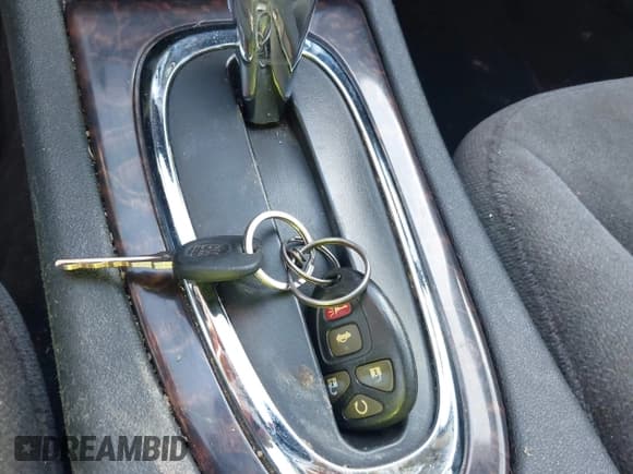 ✅ 2014 Chevrolet Impala LS • VIN: 2G1WA5E39E1110248 • Лот: 43565361. Опубликован ранее на IAAI с пробегом 201 885 миль. Бесплатный доступ к архиву аукционных продаж из США и подробный отчёт об истории автомобиля на DreamBid. Изображение 11.