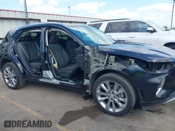✅ 2023 Buick Envision Avenir • VIN: LRBFZRR43PD063864 • Lot: 42448474. Wystawiony na IAAI z przebiegiem 15 309 mil. Bezpłatny archiwum sprzedaży aukcyjnych z USA i szczegółowy raport historii pojazdu na DreamBid. Zdjęcie 14.