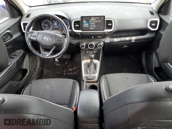 ✅ 2022 Hyundai Venue Limited • VIN: KMHRC8A33NU201649 • Lot: 41525835. Listed on Copart with 100,585 mi. Free auction sales archive from the USA and detailed vehicle history report at DreamBid. Image 8.