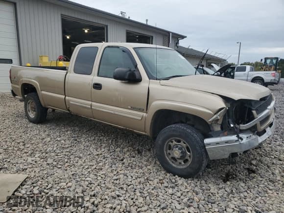 ✅ 2004 Chevrolet Silverado 2500HD LS • VIN: 1GCHK29U44E242992 • Lot: 89549205. Wystawiony na Copart z przebiegiem 247 500 mil. Bezpłatny archiwum sprzedaży aukcyjnych z USA i szczegółowy raport historii pojazdu na DreamBid. Zdjęcie 4.