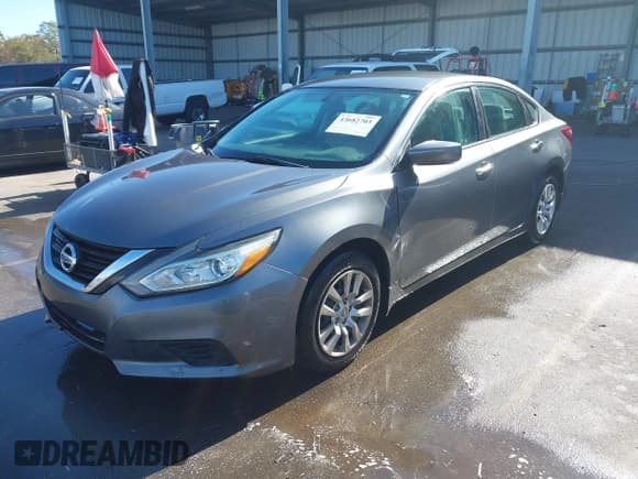 ✅ 2018 Nissan Altima SV • VIN: 1N4AL3AP7JC134177 • Lot: 43682703. Wystawiony na IAAI z przebiegiem 208 564 mil. Bezpłatny archiwum sprzedaży aukcyjnych z USA i szczegółowy raport historii pojazdu na DreamBid. Zdjęcie 2.