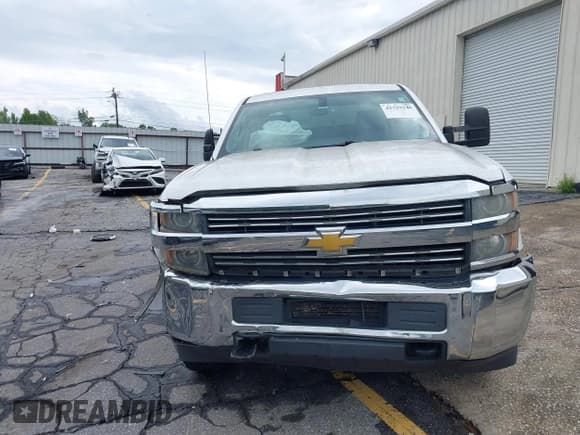 ✅ 2015 Chevrolet Silverado 2500HD Work Truck • VIN: 1GB2CUEG4FZ143703 • Lot: 42329240. Listed on IAAI with 245,752 mi. Free auction sales archive from the USA and detailed vehicle history report at DreamBid. Image 12.