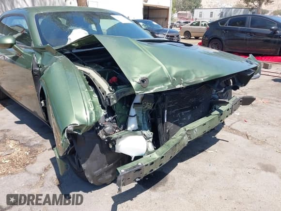 ✅ 2020 Dodge Challenger R/T 50th Anniversary • VIN: 2C3CDZBT6LH236881 • Lot: 42863407. Wystawiony na IAAI z przebiegiem 31 133 mil. Bezpłatny archiwum sprzedaży aukcyjnych z USA i szczegółowy raport historii pojazdu na DreamBid. Zdjęcie 6.