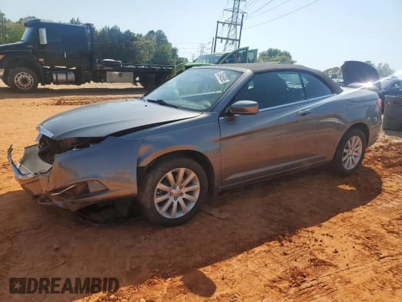 ✅ 2011 Chrysler 200 Touring • VIN: 1C3BC2EG2BN623745 • Lot: 53046595. Listed on Copart with 62,239 mi. Free auction sales archive from the USA and detailed vehicle history report at DreamBid. Image 1.