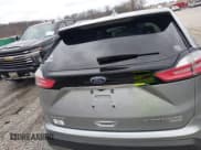 ✅ 2020 Ford Edge Titanium • VIN: 2FMPK3K92LBA30587 • Lot: 43918602. Wystawiony na IAAI z przebiegiem 124 739 mil. Bezpłatny archiwum sprzedaży aukcyjnych z USA i szczegółowy raport historii pojazdu na DreamBid. Zdjęcie 16.