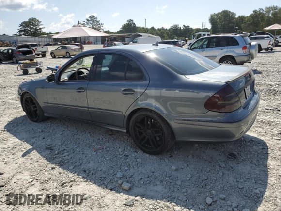 ✅ 2009 Mercedes-Benz E 320 • VIN: WDBUF22X79B373087 • Lot: 68605214. Wystawiony na Copart z przebiegiem 195 757 mil. Bezpłatny archiwum sprzedaży aukcyjnych z USA i szczegółowy raport historii pojazdu na DreamBid. Zdjęcie 2.